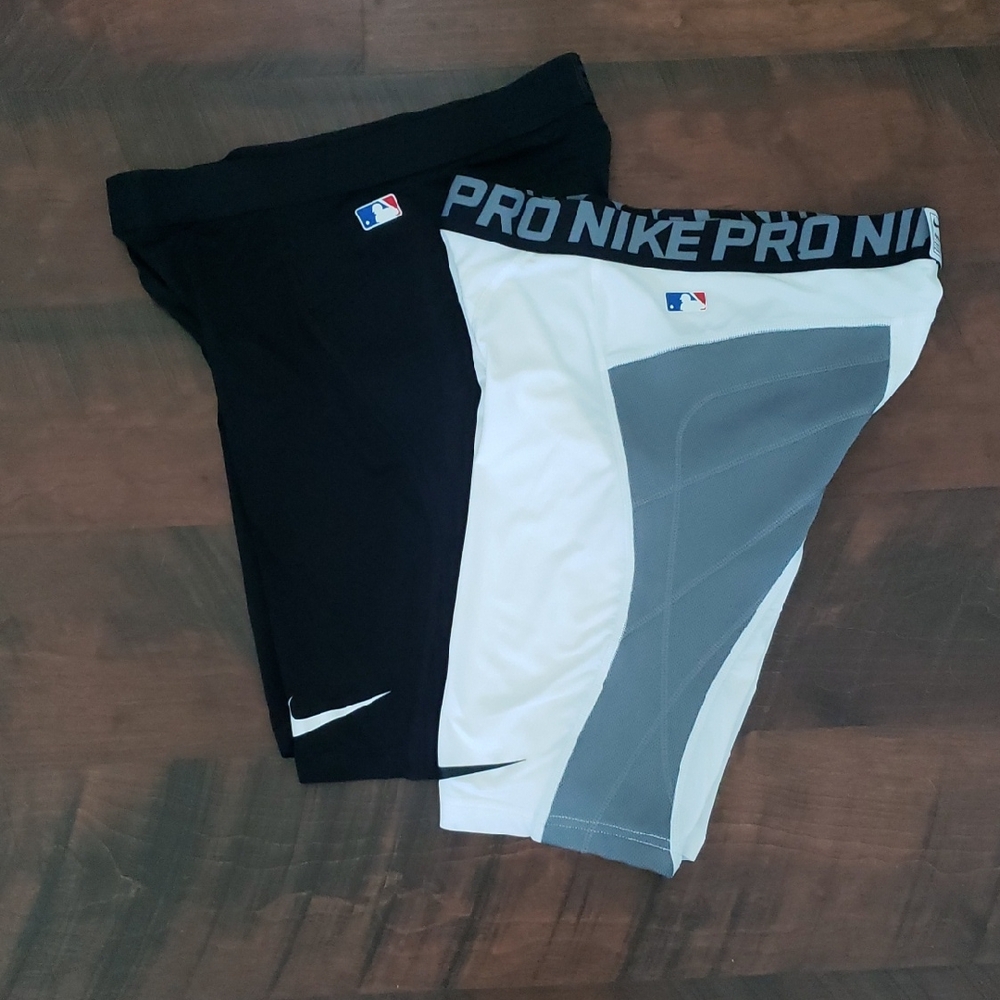 Bundle Nike Compression Slider Shorts